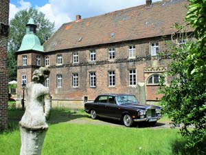 Rolls-Royce auf Schloss Bladenhorst am 18.06.2020