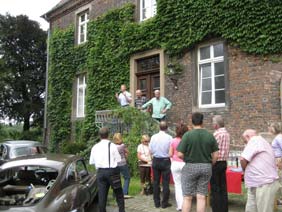 Besuch der Jaguar Association Germany e. V., Sektion Westfalen, anläßlich einer touristischen Rundfahrt.