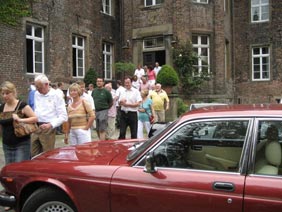 Besuch der Jaguar Association Germany e. V., Sektion Westfalen, anläßlich einer touristischen Rundfahrt.