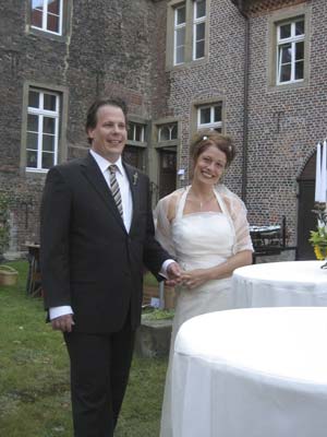 Das stolze Brautpaar Nicole und Martin Meschke