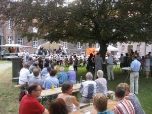 Open-Air-Konzert der Akkordeon-Big Band Druckluft am 09.07.2010