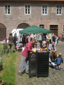 Maienglanz auf Schloss Bladenhorst am 29.05.2011