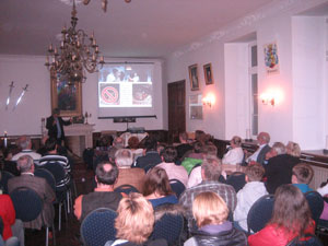 Foto vom Physik-Vortrag Prof. Dr. Metin Tolan am 09.11.2013 auf Schloss Bladenhorst