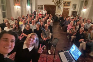 Foto von der Lesung 'Das Ende der Nacht' von Pia L&uuml;ddecke am 03.10.2026 auf Schloss Bladenhorst